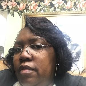 Meet your Posher, Sheila